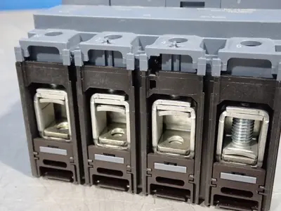 USED SIEMENS 3VA10634ED460AA0