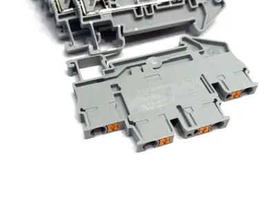 USED PHOENIX CONTACT DOUBLE-LEVEL TERMINAL BLOCK