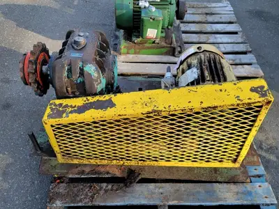 240/480 Volts, 1750 Rpm,184T Gearbox Motor