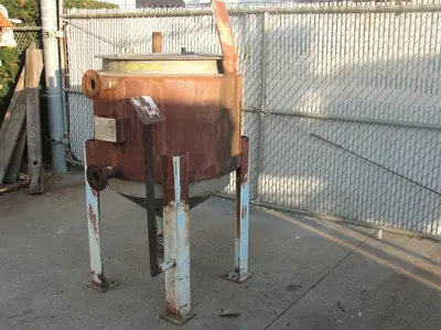SPC7422  Tank 125 gallon vertical tank, Stainless Steel, 15 PSI jacket