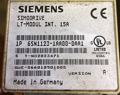 SIEMENS 6SN1123-1AA00-0AA1  SERVO DRIVE