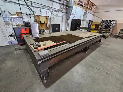 USED 2005 MULTICAM 3000 SERIES