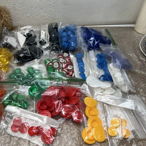 Large Lot of New various IDEC   Buttons & Caps See Photos + Warranty