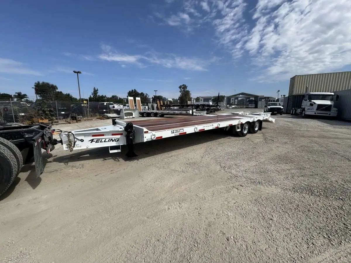 New | in-Stock 2027 _UNKNOWN_ _UNKNOWN_ Low Bed Trailers California US | Commerce Truck Equipment Sales #1548758