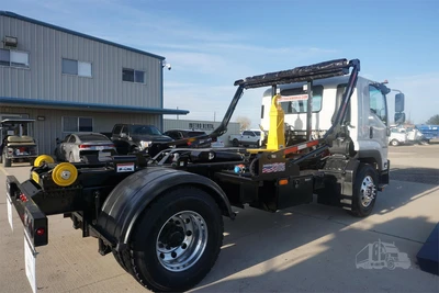Used 2027 ISUZU FVR Hooklifts & Roll-Offs Texas US | Roll Off Truck World #1491763