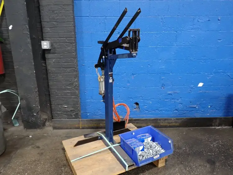 Used SALCO _UNKNOWN_ Miscellaneous Packaging Equipment Ohio US | HGR 24 #916356