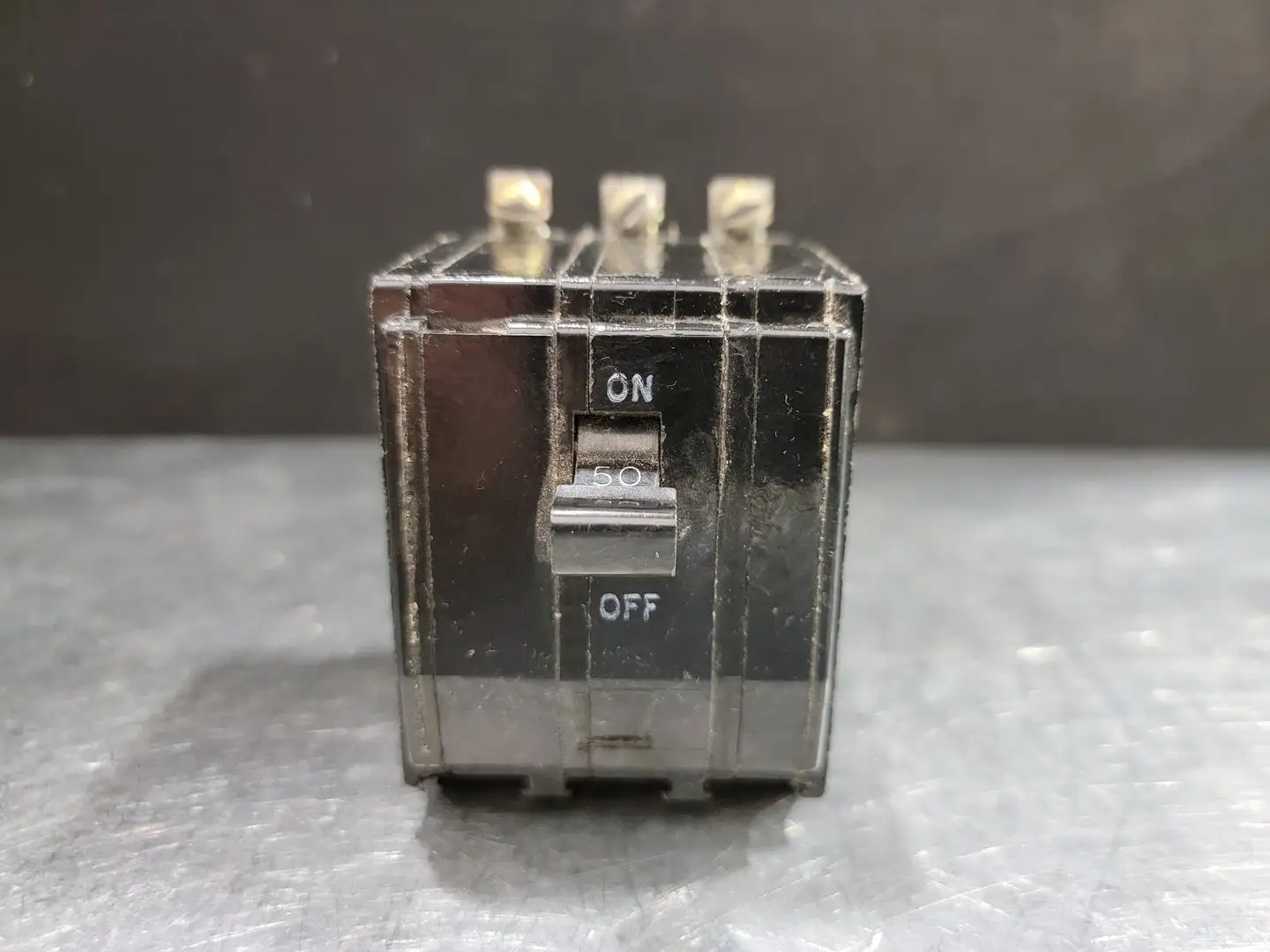USED SQUARE D QOB350