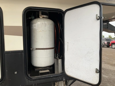 Used 2017 BIGHORN 39FL Campers, Caravans, Motorhomes Michigan US | Miedema Asset Management Group #1406910