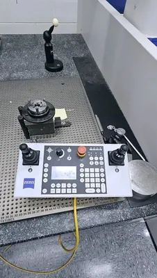 2011 ZEISS CONTURA G2 10.12.6 Coordinate Measuring Machines | Machnet (2)