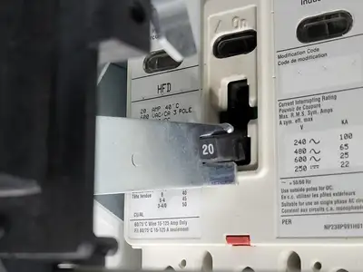 Used EATON SVX005A1-5A4N1 Switchgears British Columbia CA | Lenmark #240137