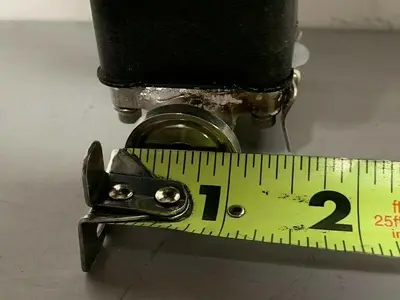 USED ITT PURE-FLO A303 STAINLESS STEEL 2-WAY DIAPHRAGM VALVE W/ 1" SANITARY FITTINGS