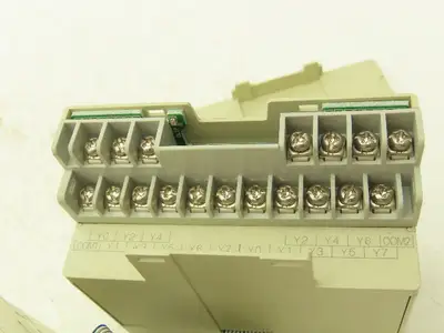 Mitsubishi Electric FX3G-40MT/ES Programmable Controller W Logic Controller