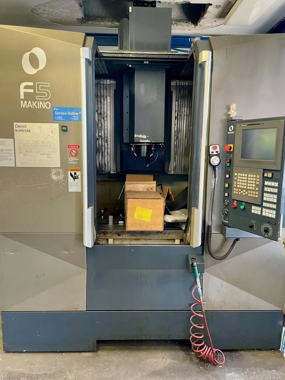 USED 2013 MAKINO F5