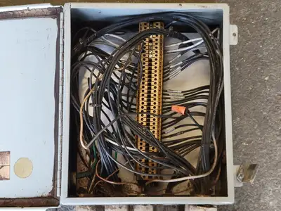 USED HOFFMAN A-1210CH