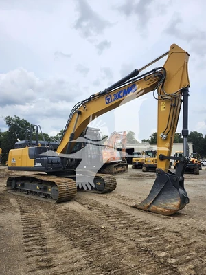 USED 2020 XCMG XE210U