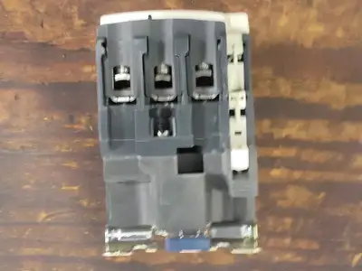 USED SCHNEIDER ELECTRIC LC1D50G7