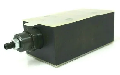 NEW EATON VICKERS DGMFN-5-Y-A2W-30 FLOW CONTROL VALVE DGMFN5YA2W30