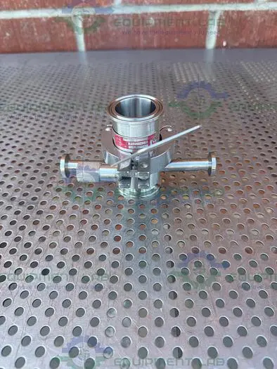 Used BS&B GR-C SAFETY HEAD 1 1/2" FITTING W/ 45 PSIG RUPTURE DISC,  1/2" TEE FITTING Rupture Disc Or Containment Disc California US | Equipment Lab #488791