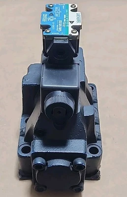 USED Vickers DG5S-8-4C-VM-FW-B5-30