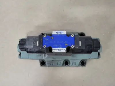 USED YUKEN DSHG-06-3C2-D12-5390