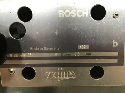 USED BOSCH 0 811 404 851