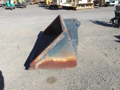 Used GEHL 72" BUCKET Multipurpose Buckets California US | Western Trencher & Equipment, Inc. #1543462