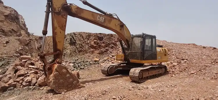 Used 2022 CATERPILLAR 323D3 Excavators Florida US | US Global Heavy Equipment Solutions #1412636