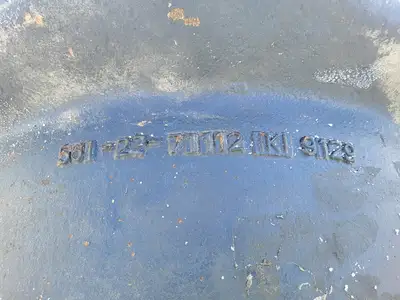 USED KOMATSU R561-22-71007