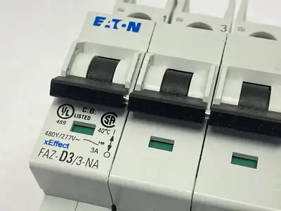 New | in-Stock Eaton Circuit Breaker 3A 480Y/277VAC 3-Pole 102261 Circuit Breakers Michigan US | Maverick Industrial Sales #1389547