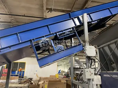 USED 2013 LINDNER 2200 SINGLE SHAFT SHREDDER