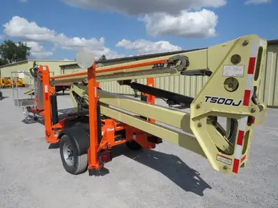 USED 2015 JLG T500J