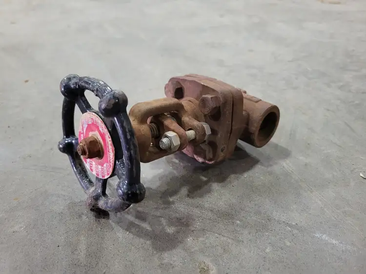 Used ILSHIN 8B05-8 Valves/Fittings British Columbia CA | Lenmark #256395