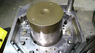 USED Top Grade Canada 20 L Molds