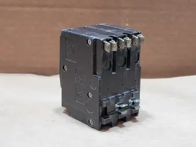 USED SQUARE D DW-6481