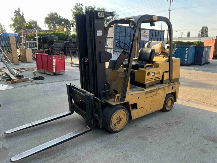 Used CATERPILLAR T80D Misc Forklifts California US | MachineryMax #1319624