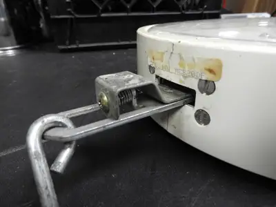 Used Cardinal Detecto Used Cardinal Detecto MCS-20F 20lb Dual Faced Hanging Scale Food Scales Illinois US | Falcon Restaurant Supply #1376594