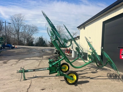 JOHN DEERE 702 V RAKE | County Equipment Company LLC (5)