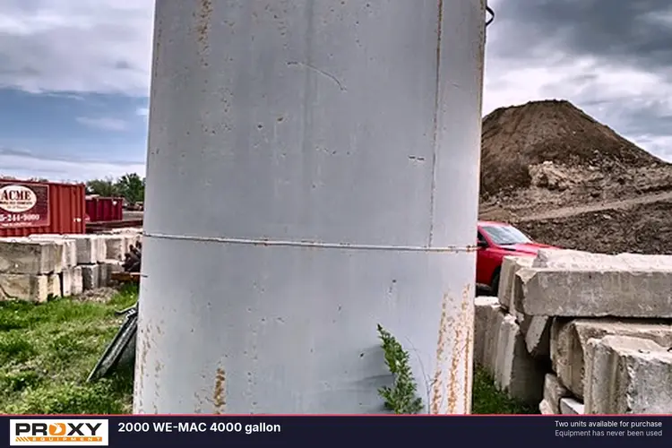 Used 2000 WE-MAC 4000 GALLON Stationary Fuel Tanks Iowa US | Proxy Equipment #1385142