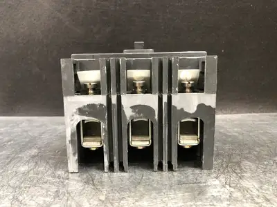 USED CUTLER-HAMMER HFB3100L