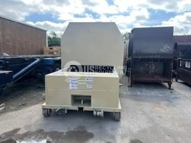 Used PTR / MARATHON TWO (2) SELF CONTAINED COMPACTORS PTR PT-300 / MARATHON RJ-250 Misc Recycling | US Recycling Equipment #474977