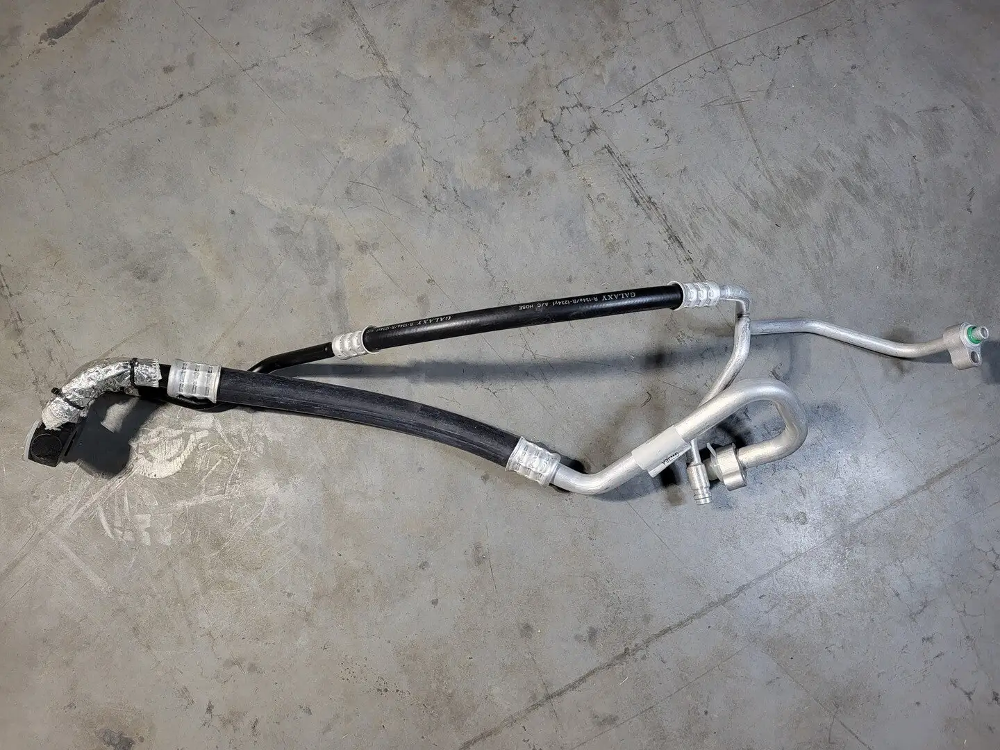 USED FORD JU2Z-19D734-B