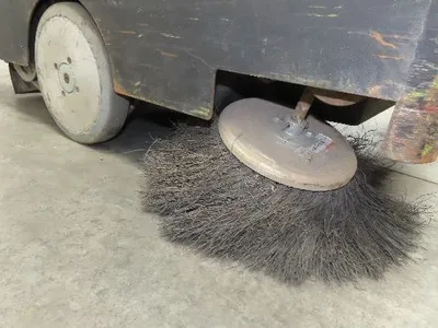 American Lincoln 36" Walk Behind Floor Sweeper 24V Battery Powered