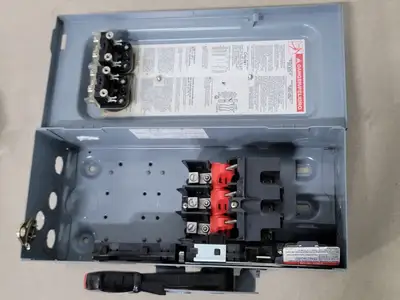 USED SQUARE D CHU361