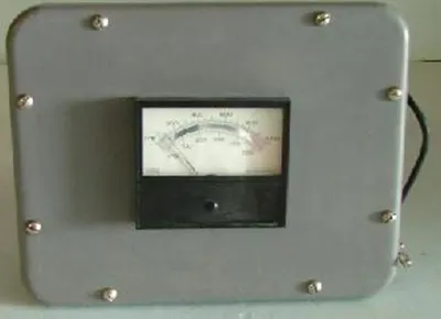 QTY. 1. THERMOCOUPLE INDICATOR GAUGE ENCLOSED IN P...