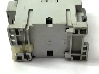 USED SPRECHER+SCHUH IEC CONTACTOR 3-POLE 12A 24V