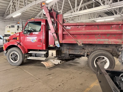 Used 2002 STERLING M7500 ACTERRA Dump trucks Michigan US | Miedema Asset Management Group #1414298