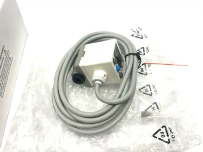 New | in-Stock Adsens 2-Color Display Digital Pressure Switch, UL Rated IP65 Pressure Switches Michigan US | Maverick Industrial Sales #1391113