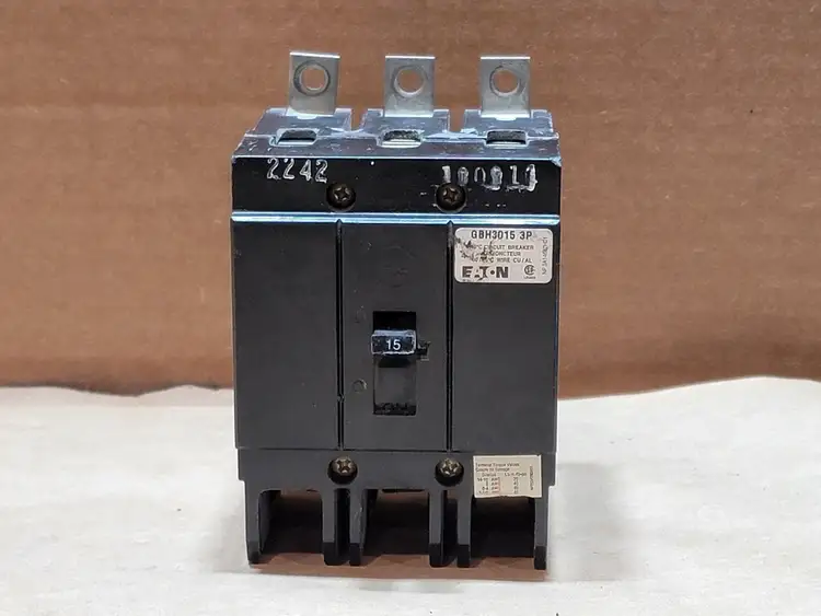 Used EATON GBH3015 Switchgears British Columbia CA | Lenmark #835738