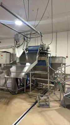 Used STAINLESS HOPPER CONVEYOR Belt Conveyors Illinois US | M&M Equipment Corp. #1538076