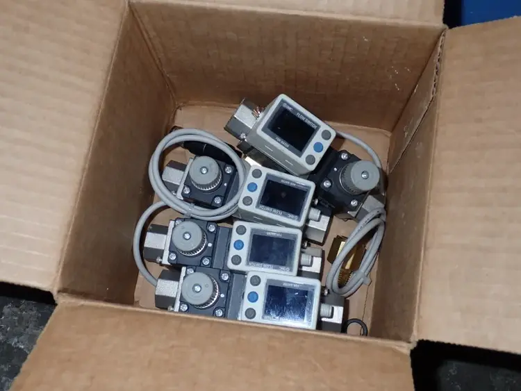 Used SMC PF3W7040AZ00882 Relays & Switches | HGR 24 #739263